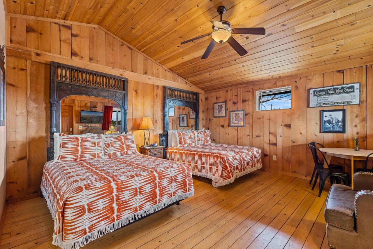 Trapper'S Rendezvous Bed & Breakfast Williams Exterior photo