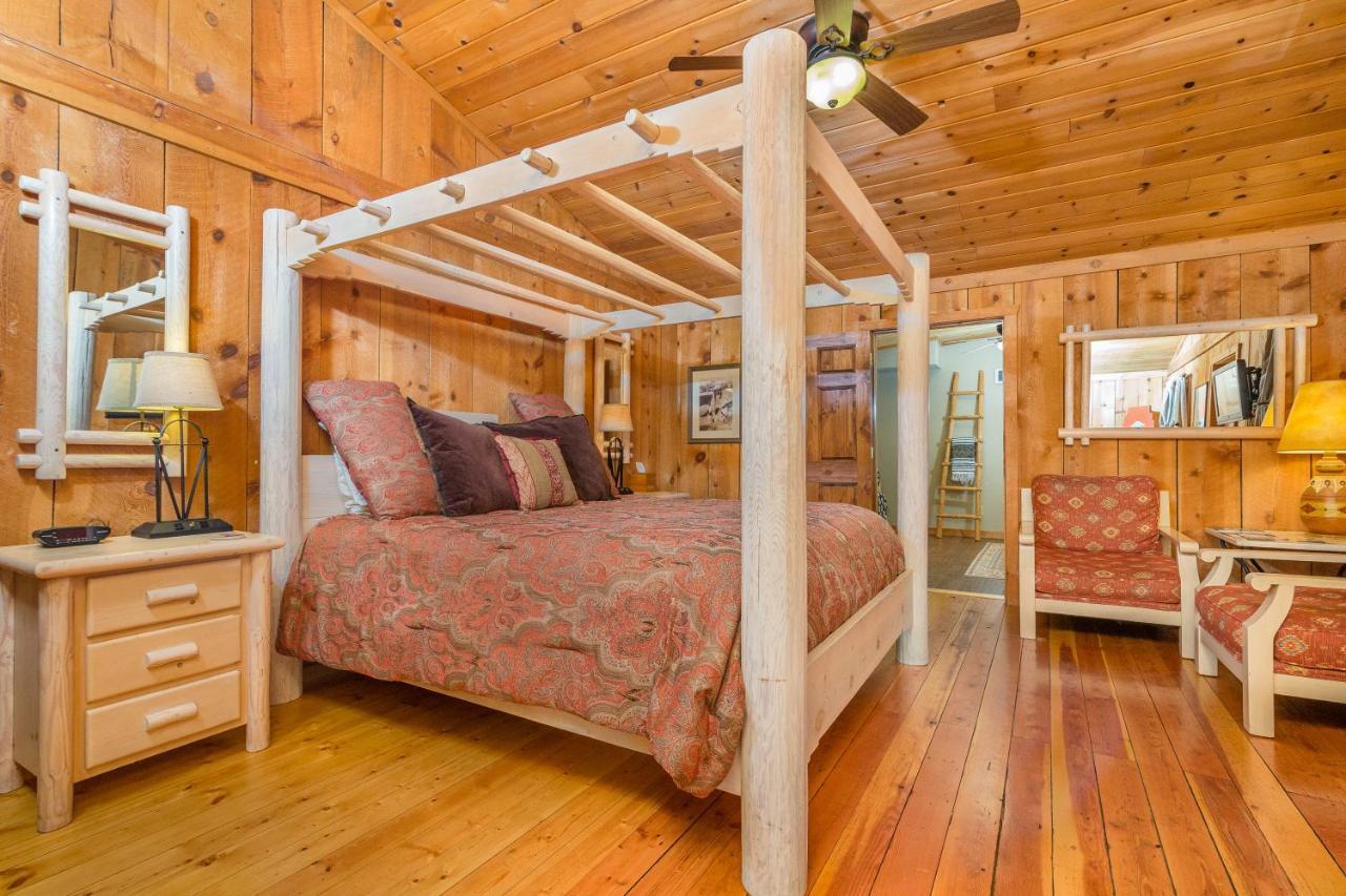 Trapper'S Rendezvous Bed & Breakfast Williams Exterior photo